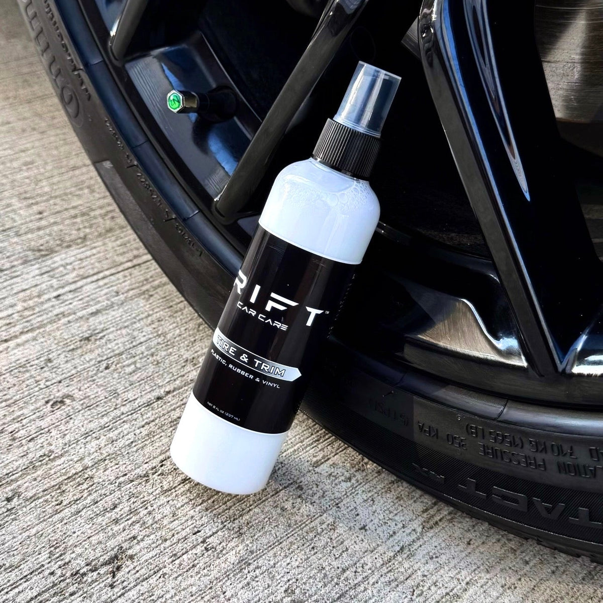 RIFT Car Care™ Tire & Trim